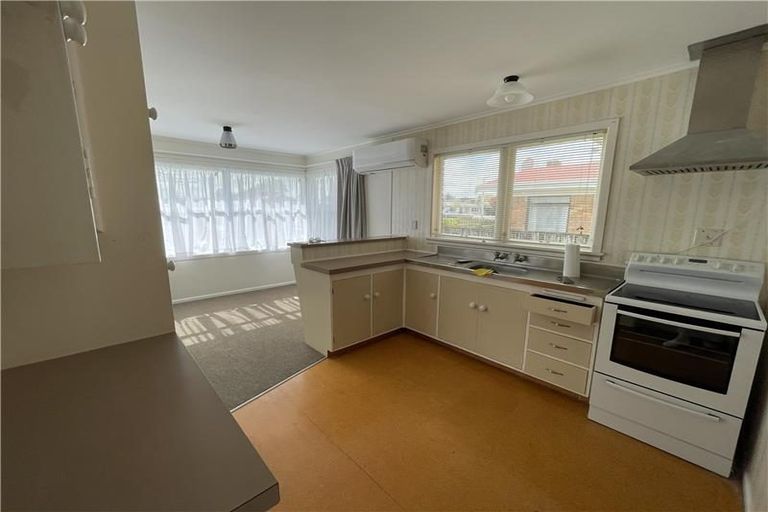 Photo of property in 58 Lewis Street, Glenview, Hamilton, 3206