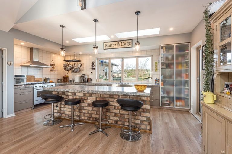 Photo of property in 270 Barkers Road, Loburn, Rangiora, 7472