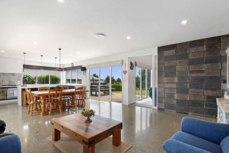 Photo of property in 13 Concordia Drive, Richmond, 7020