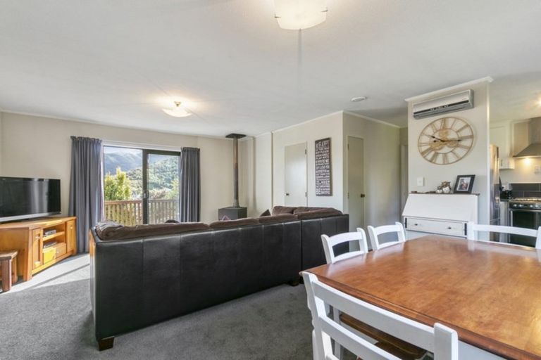 Photo of property in 29 Pollard Street, Wainuiomata, Lower Hutt, 5014