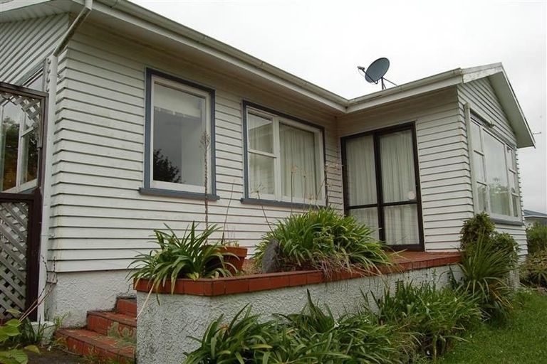Photo of property in 17 Bedford Grove, Kelson, Lower Hutt, 5010