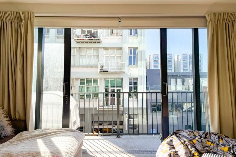 Photo of property in Forte Apartments, 32/13 College Street, Te Aro, Wellington, 6011