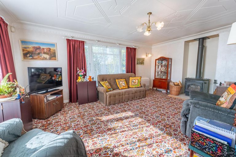 Photo of property in 25 Hughes Street, Waimate, 7924