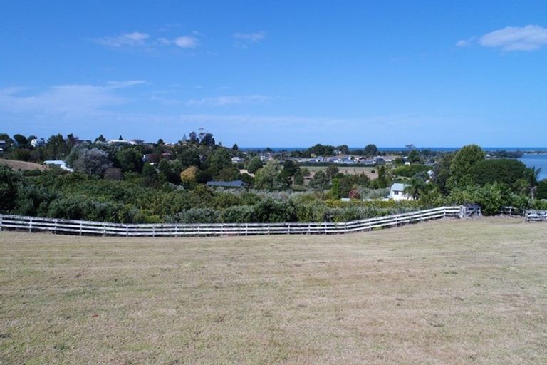 Photo of property in 133a Athenree Road, Athenree, Katikati, 3177