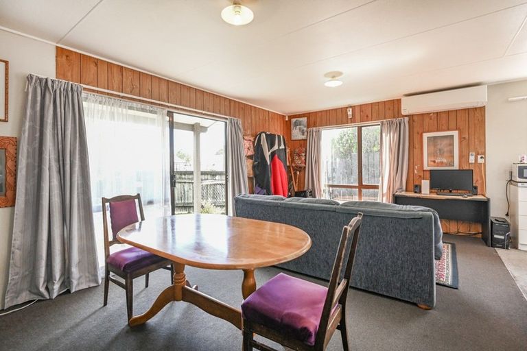 Photo of property in 319 Flaxmere Avenue, Flaxmere, Hastings, 4120