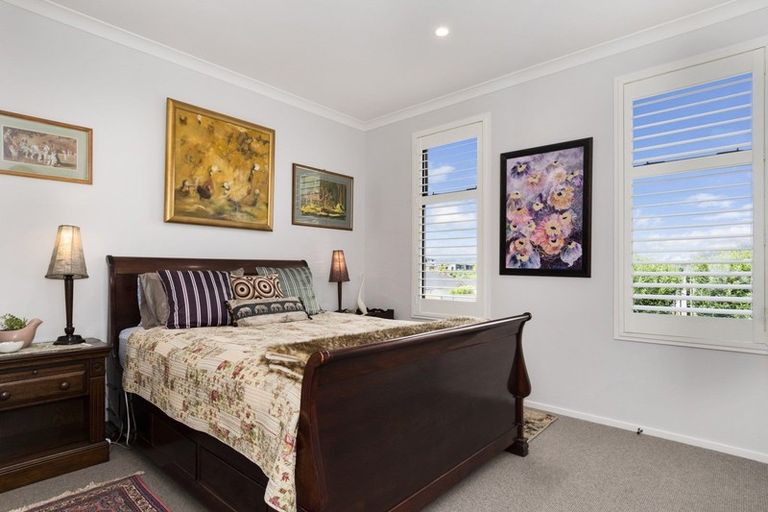 Photo of property in 49 Lakeside Terrace, Omokoroa, 3114