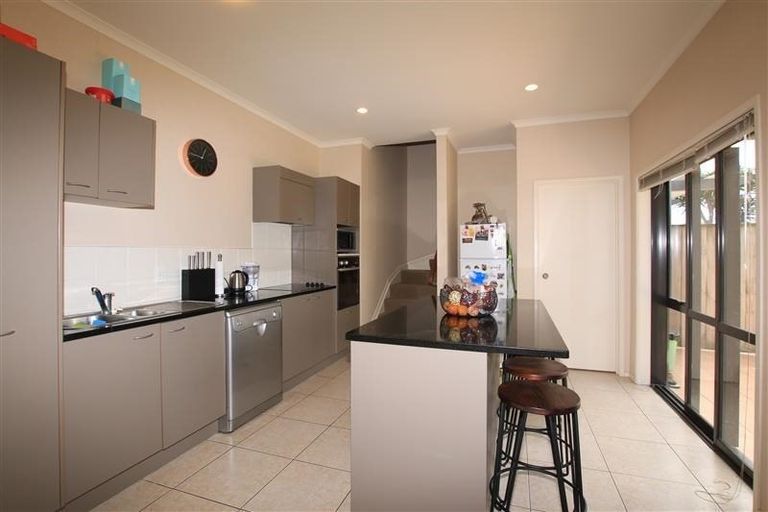 Photo of property in 80 Skip Lane, East Tamaki, Auckland, 2013