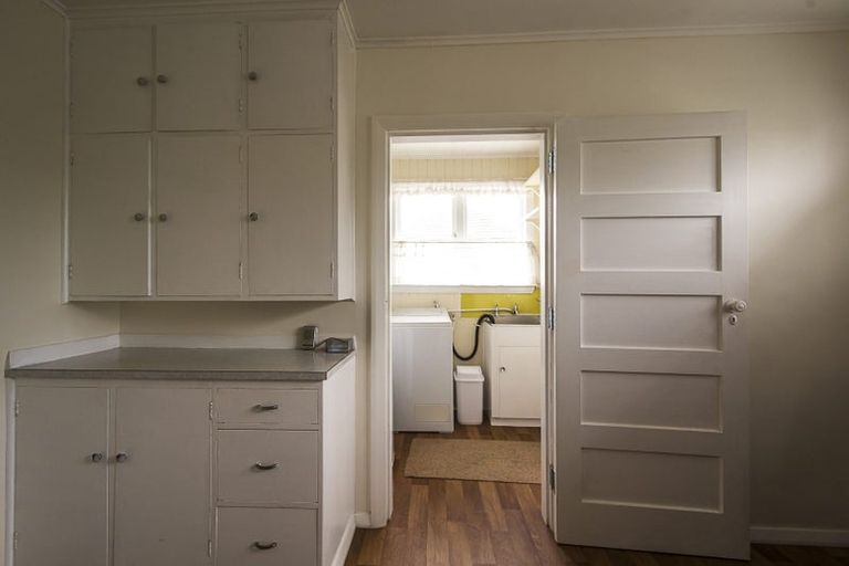 Photo of property in 5 Christian Street, Bryndwr, Christchurch, 8053