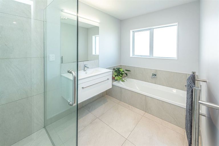 Photo of property in 39 Edith Collier Drive, Otamatea, Whanganui, 4500