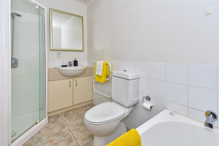 Photo of property in 4/266 Shirley Road, Papatoetoe, Auckland, 2025