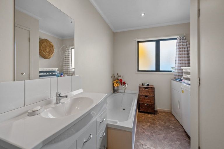 Photo of property in 13a Aronui Road, Bridge Hill, Alexandra, 9320