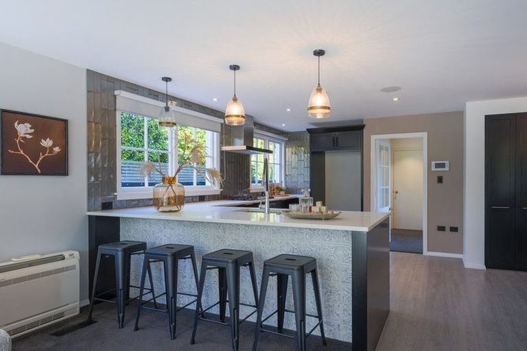 Photo of property in 96 Glandovey Road, Fendalton, Christchurch, 8052