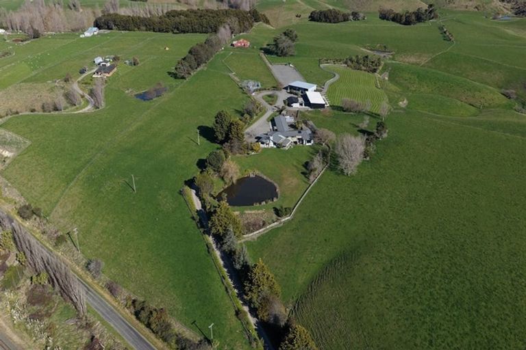 Photo of property in Te-puna Wedding Venue, 375 Lethbridge Road, Feilding, 4779