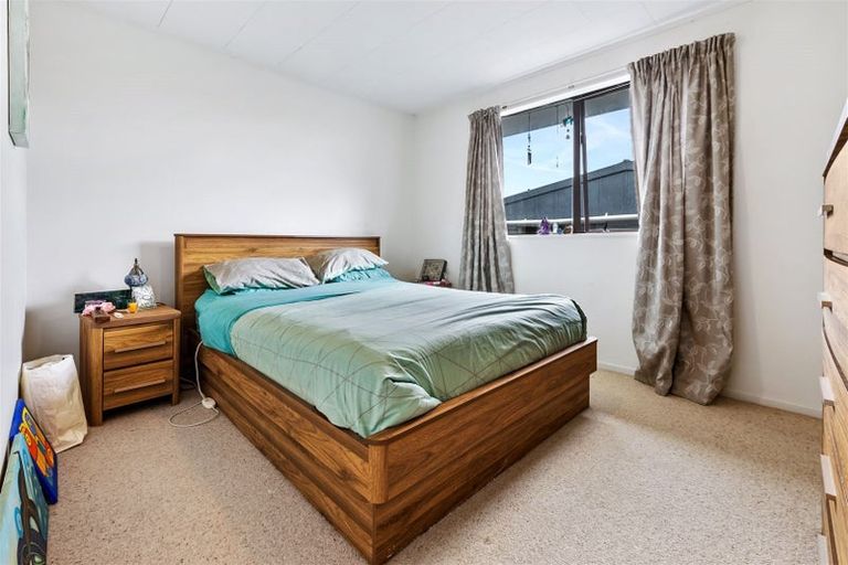 Photo of property in 1/63c Colwill Road, Massey, Auckland, 0614