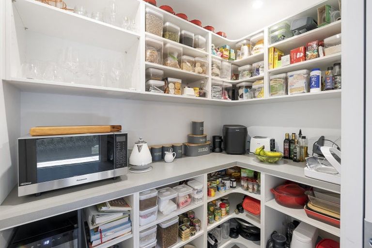 Photo of property in 2 Kilsby Place, Levin, 5510