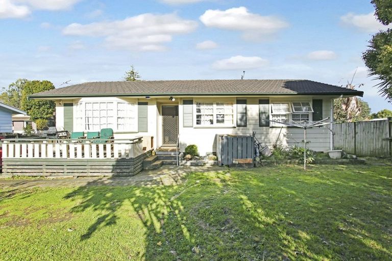 Photo of property in 27 Fairdale Avenue, Red Hill, Papakura, 2110