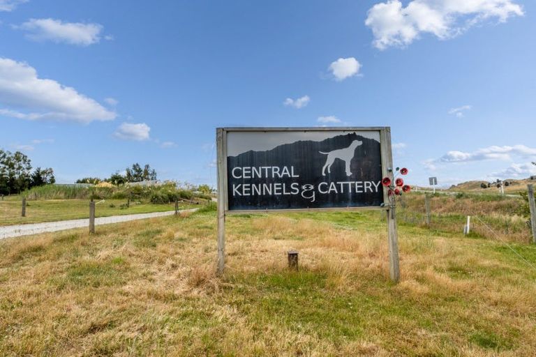 Photo of property in 1981 Omakau Chatto Ck Road, Chatto Creek, Alexandra, 9393