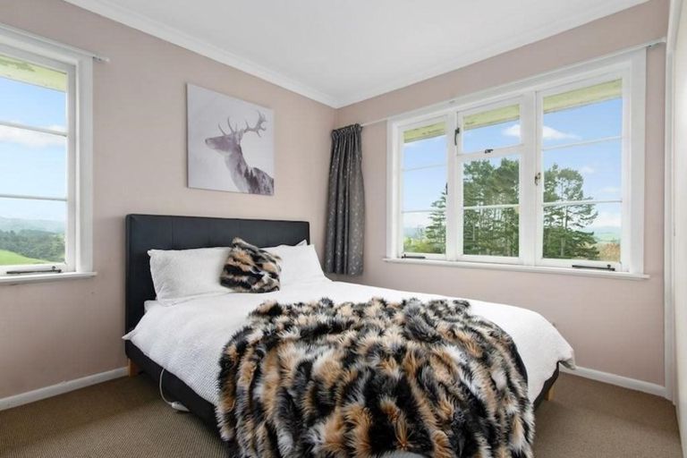 Photo of property in 90 Mcentee Road, Waitakere, Auckland, 0816