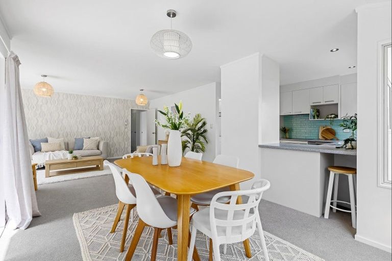 Photo of property in 62 Dalton Drive, Papamoa Beach, Papamoa, 3118