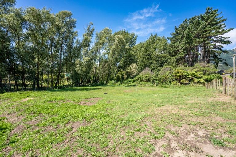 Photo of property in 82 Gary Road, Peka Peka, Otaki, 5581