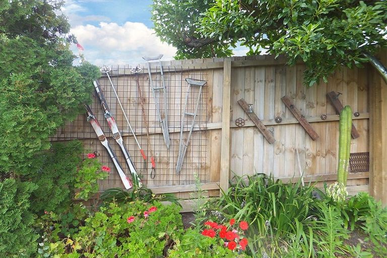 Photo of property in 85 Saint Andrews Hill Road, Mount Pleasant, Christchurch, 8081