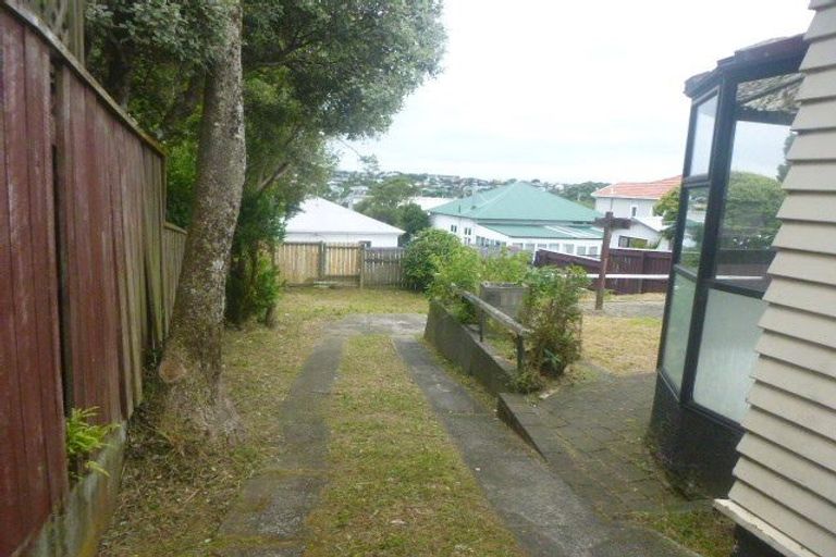 Photo of property in 14 Nottingham Street, Karori, Wellington, 6012