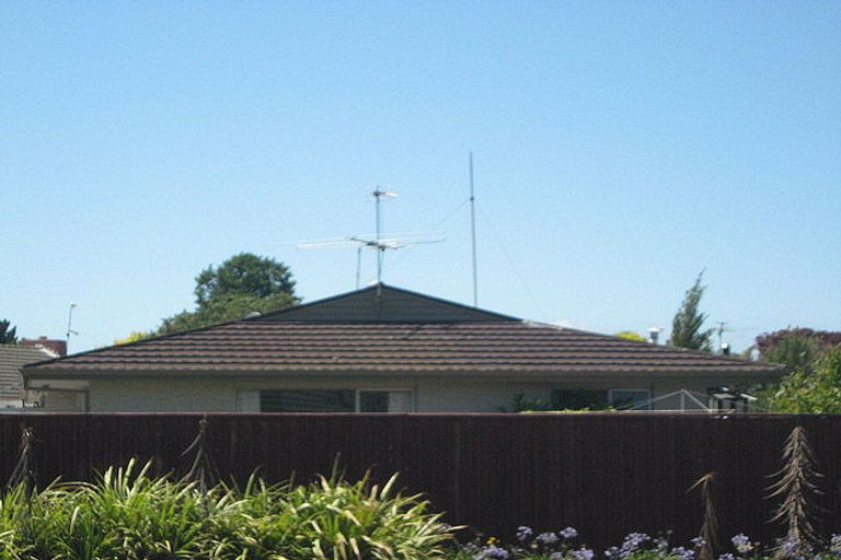 Photo of property in 5b Masham Road, Broomfield, Christchurch, 8042