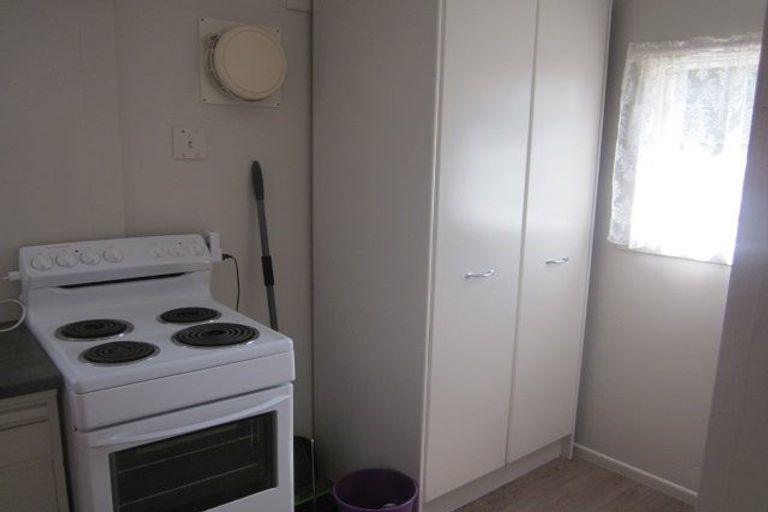 Photo of property in 238 Bridge Street, Eltham, 4322