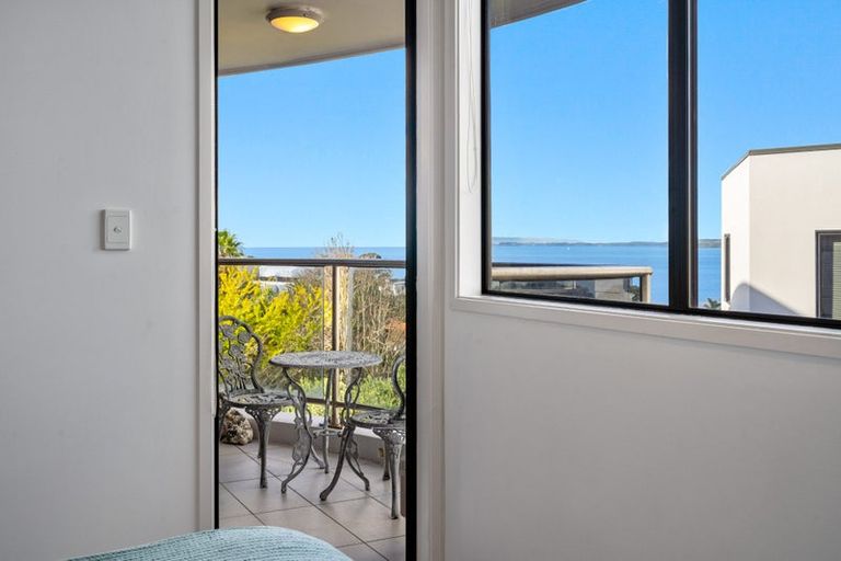 Photo of property in 4e/175 Hurstmere Road, Takapuna, Auckland, 0622