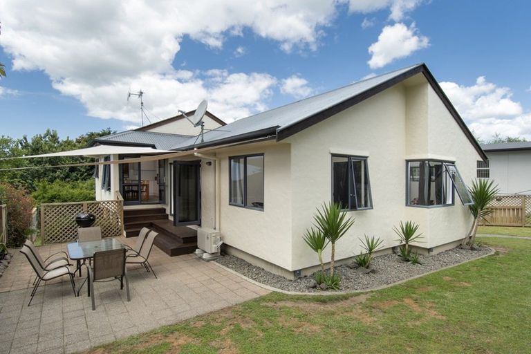 Photo of property in 15 Cashmere Way, Welcome Bay, Tauranga, 3112