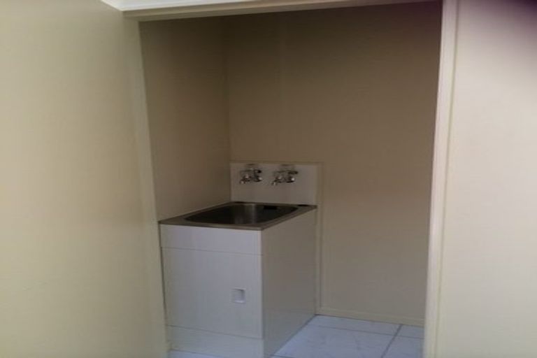 Photo of property in 4 Mitika Way, Strathmore Park, Wellington, 6022