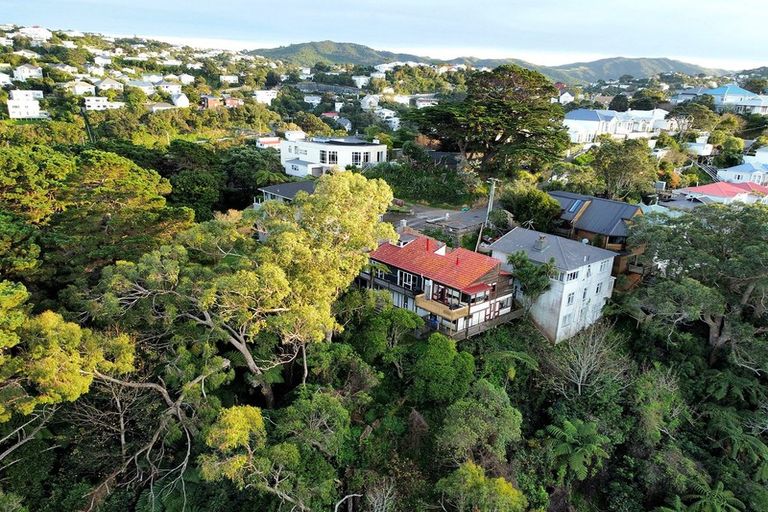 Photo of property in 21a Hadfield Terrace, Kelburn, Wellington, 6012