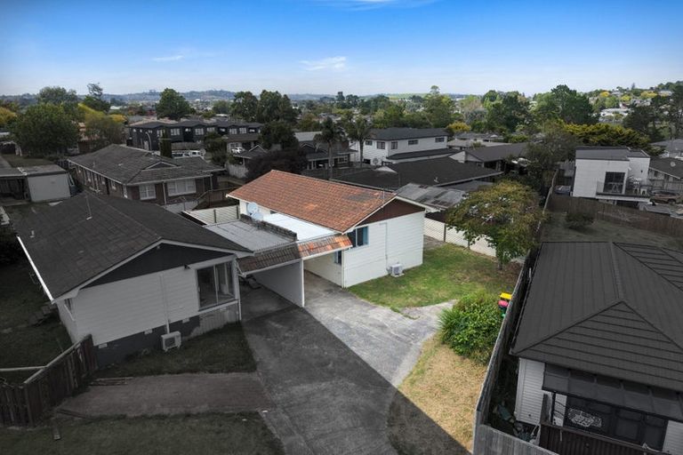Photo of property in 2/48 Archmillen Avenue, Pakuranga Heights, Auckland, 2010