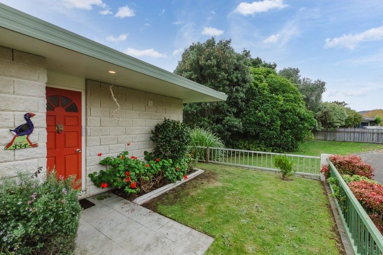 Photo of property in 3b Meredith Way, Paraparaumu Beach, Paraparaumu, 5032