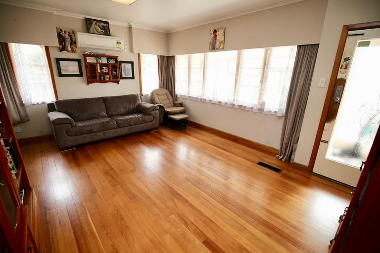 Photo of property in 166 Cambridge Road, Hillcrest, Hamilton, 3216