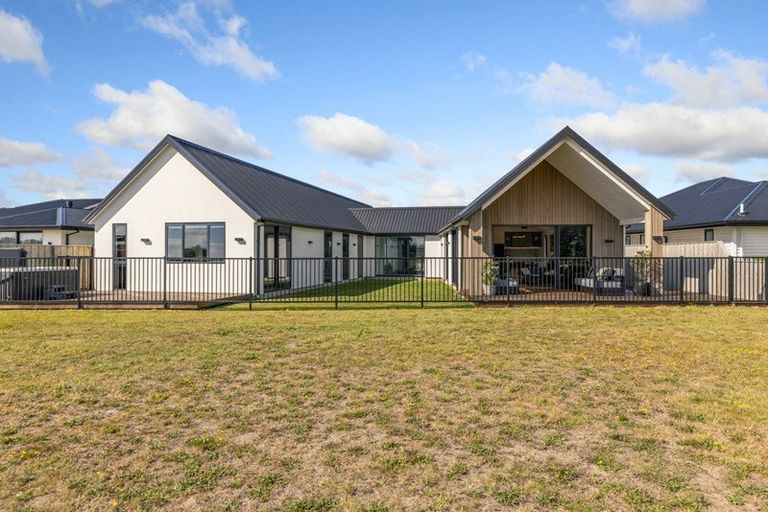 Photo of property in 69 Te Hurunui Drive, Pegasus, 7612