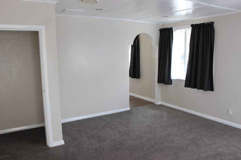 Photo of property in 1/614 Fergusson Drive, Trentham, Upper Hutt, 5018