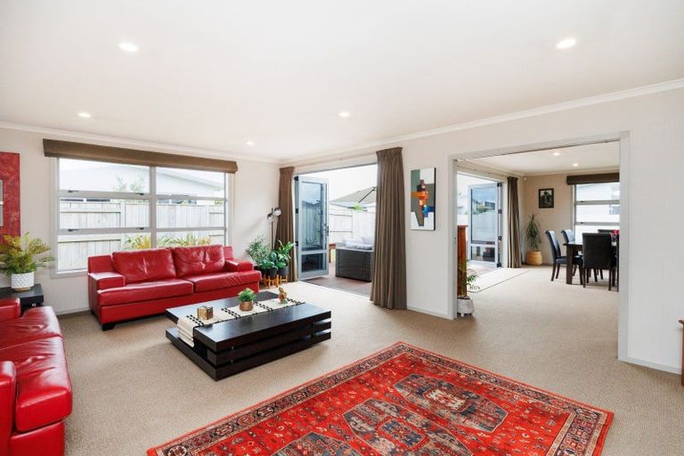 Photo of property in 46 Rosalie Terrace, Kelvin Grove, Palmerston North, 4414