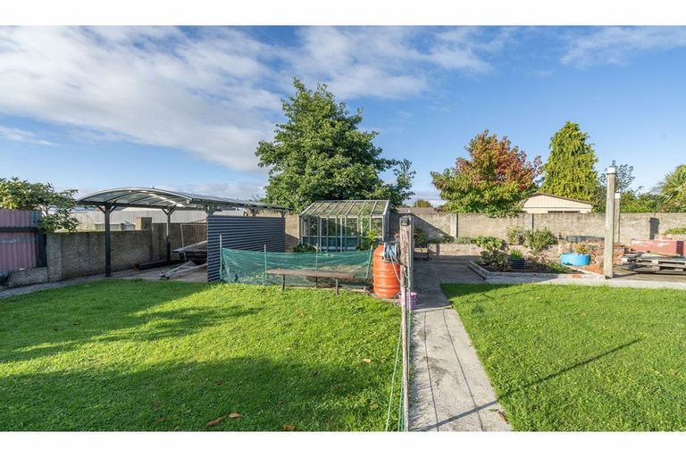 Photo of property in 14 Ballantrae Street, Wallacetown, 9816