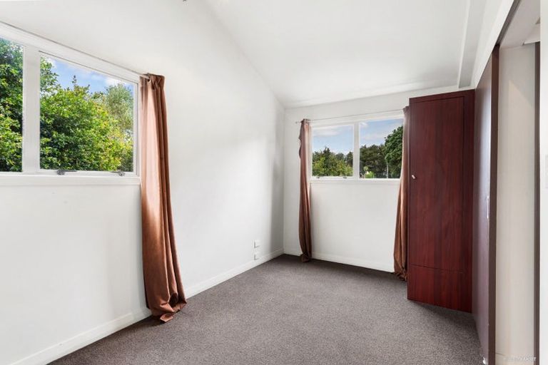 Photo of property in 46a Eskdale Road, Birkdale, Auckland, 0626