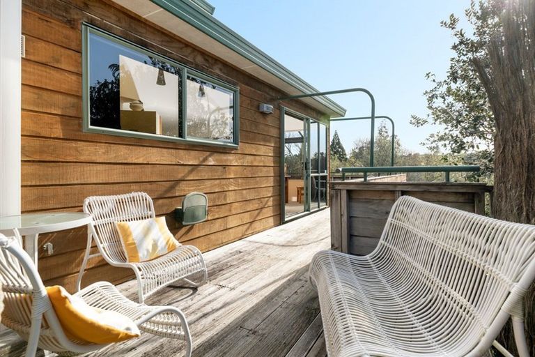 Photo of property in 7 Lagoon Place, Poike, Tauranga, 3112