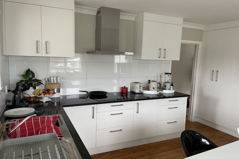 Photo of property in 1/87 Salisbury Road, Birkdale, Auckland, 0626