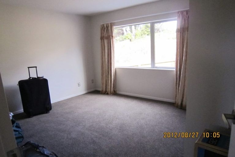 Photo of property in 42 Borneo Drive, Fairview Heights, Auckland, 0632