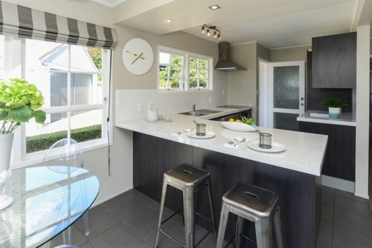 Photo of property in 9 Breadalbane Road, Havelock North, 4130