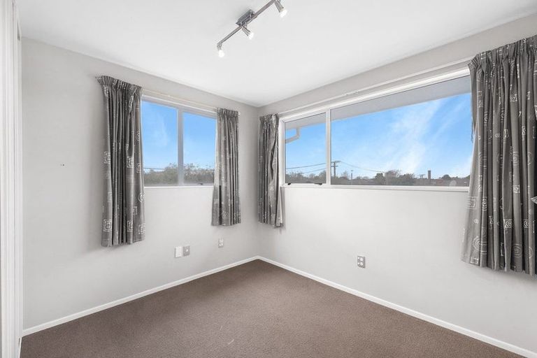 Photo of property in 19 Fairford Street, Bishopdale, Christchurch, 8053