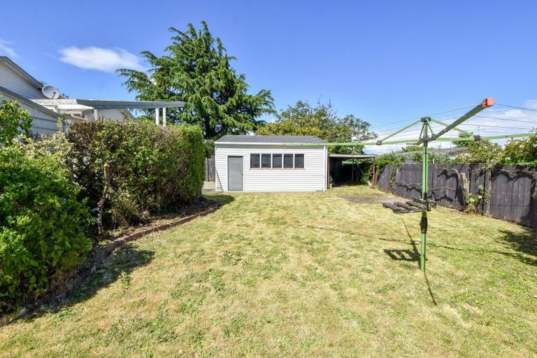 Photo of property in 12 Garrison Street, Carterton, 5713