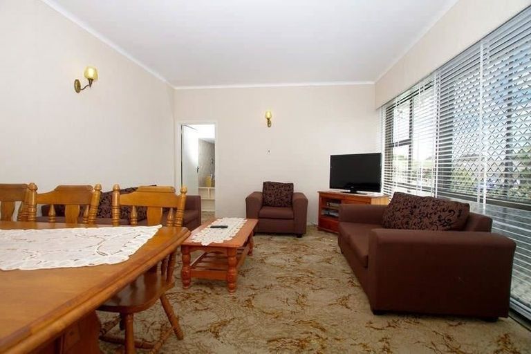 Photo of property in 1/57 Central Avenue, Papatoetoe, Auckland, 2025
