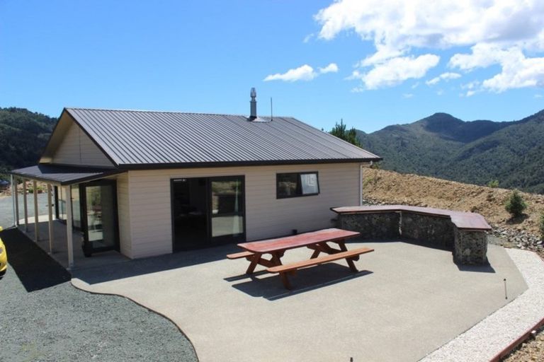 Photo of property in 857 Ronga Road, Rai Valley, 7194