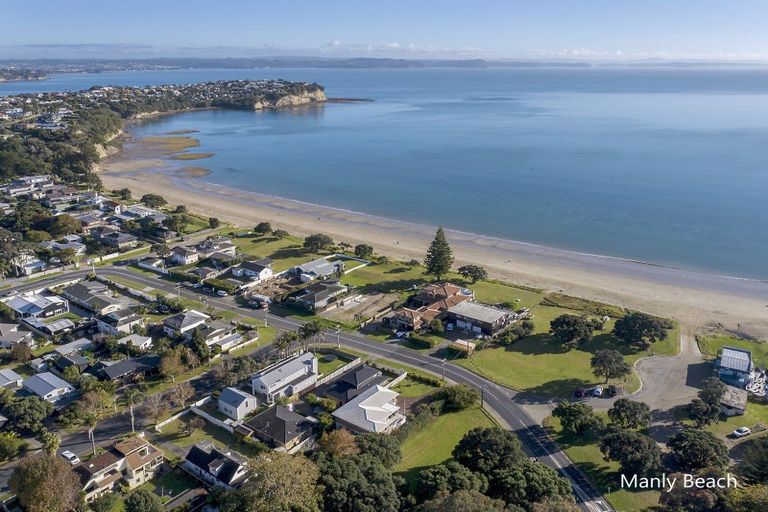 Photo of property in 24b Tindalls Bay Road, Manly, Whangaparaoa, 0930