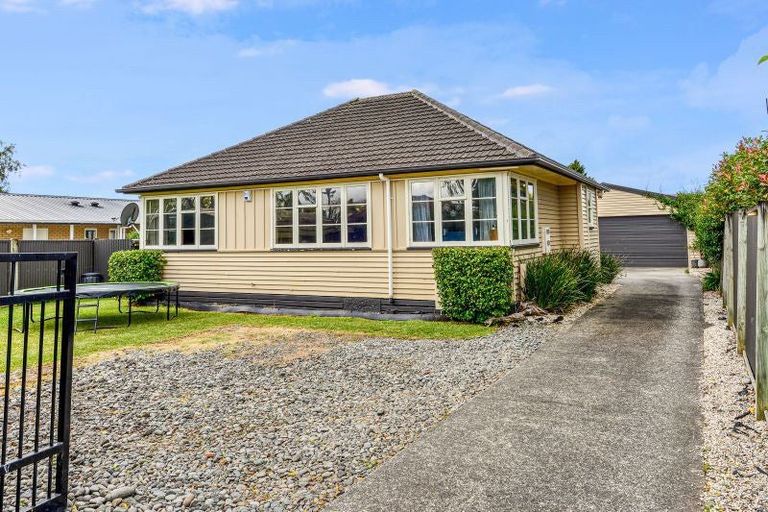 Photo of property in 7 Armitage Place, Fairfield, Hamilton, 3214